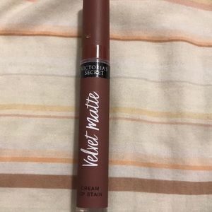 Victoria secret lipstick